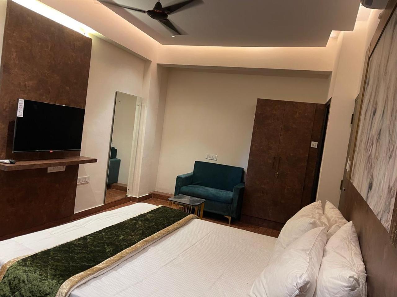 The Taaj Inn Bangalore Exterior foto